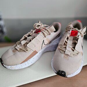 Women's Nike Crater Impact 38.5 color Sand-drift/ Black